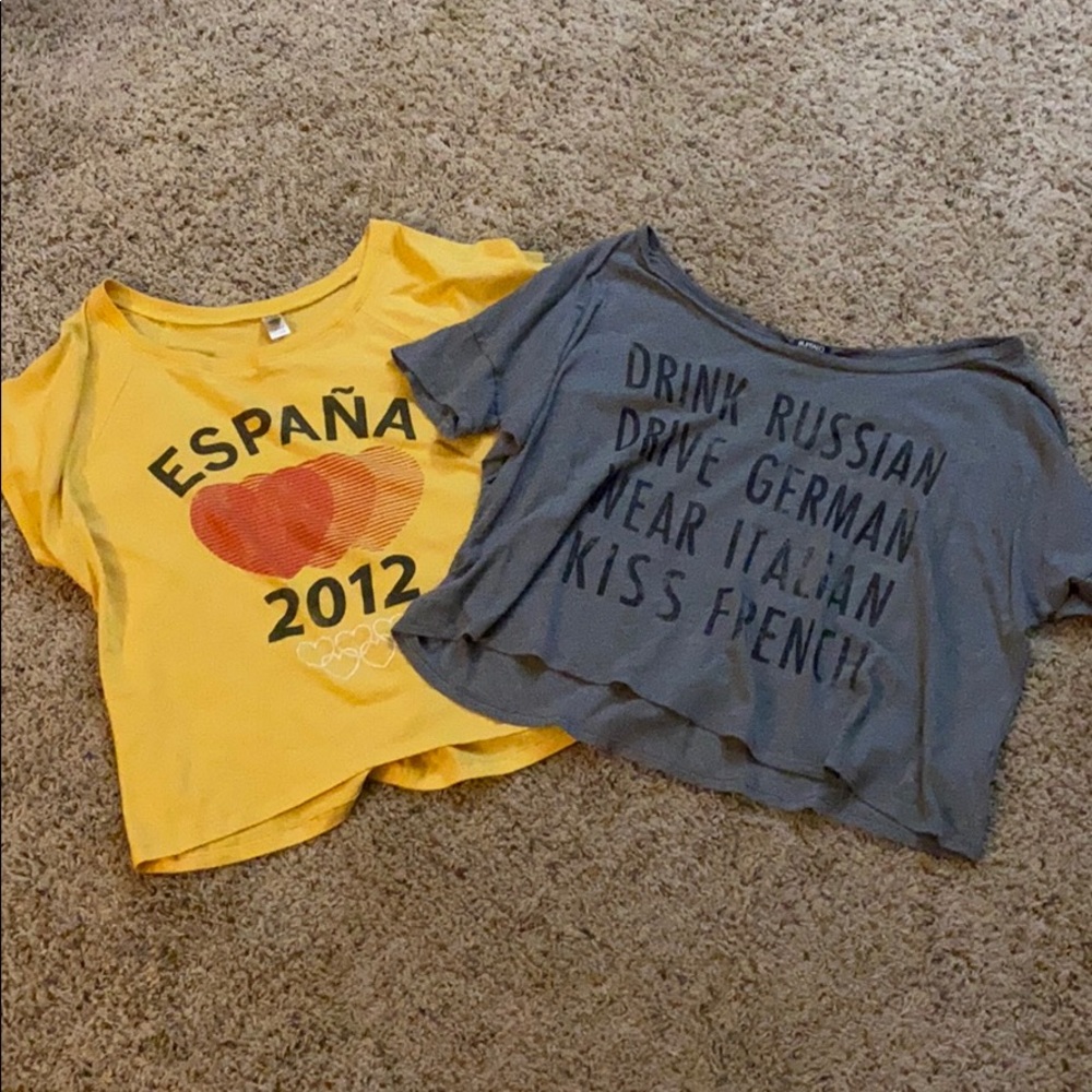 x2 crop tops